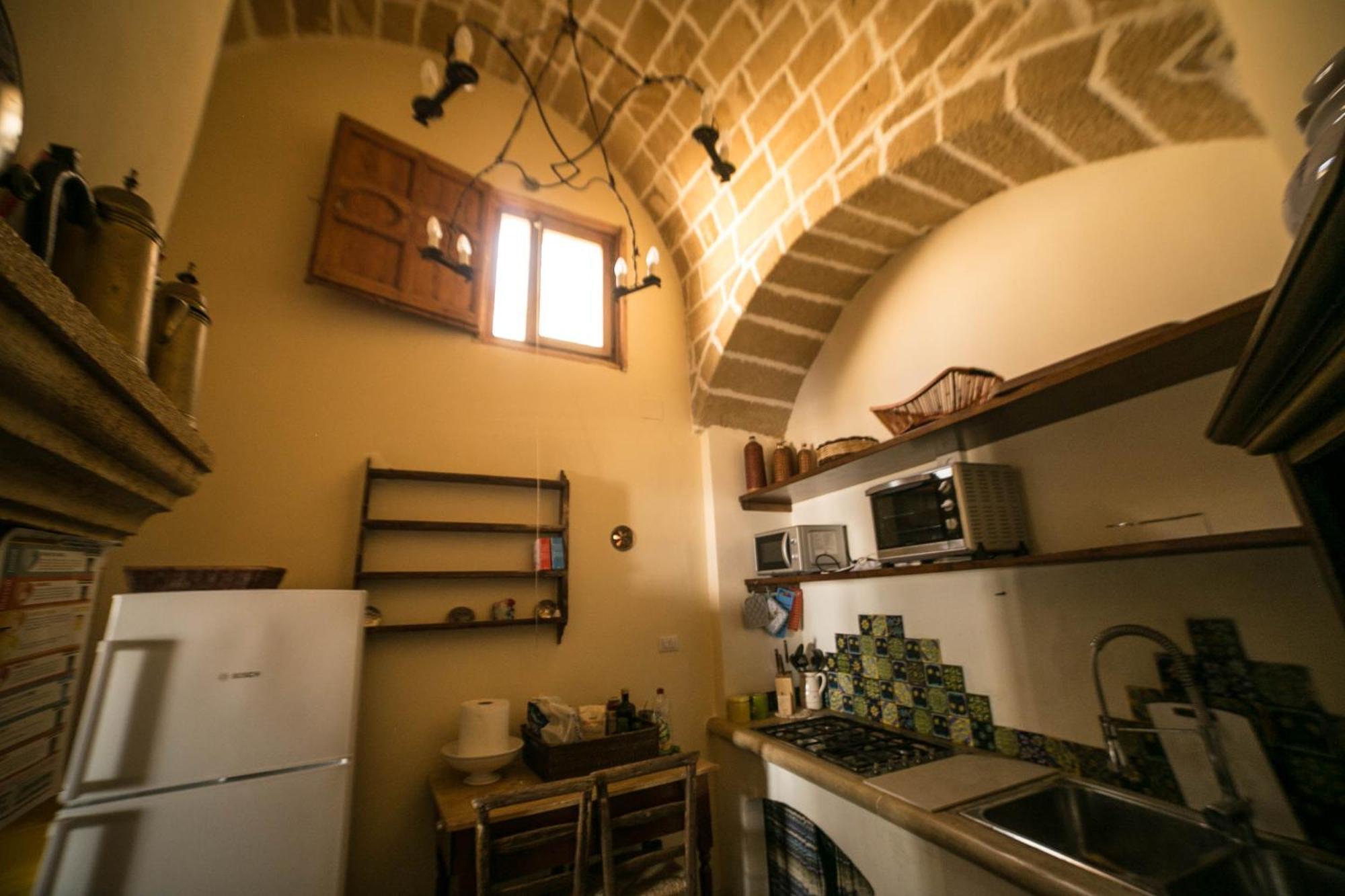 4 Balconi House-San Gregorio Palazzo Unico Vista Mare Villa Галиполи Екстериор снимка
