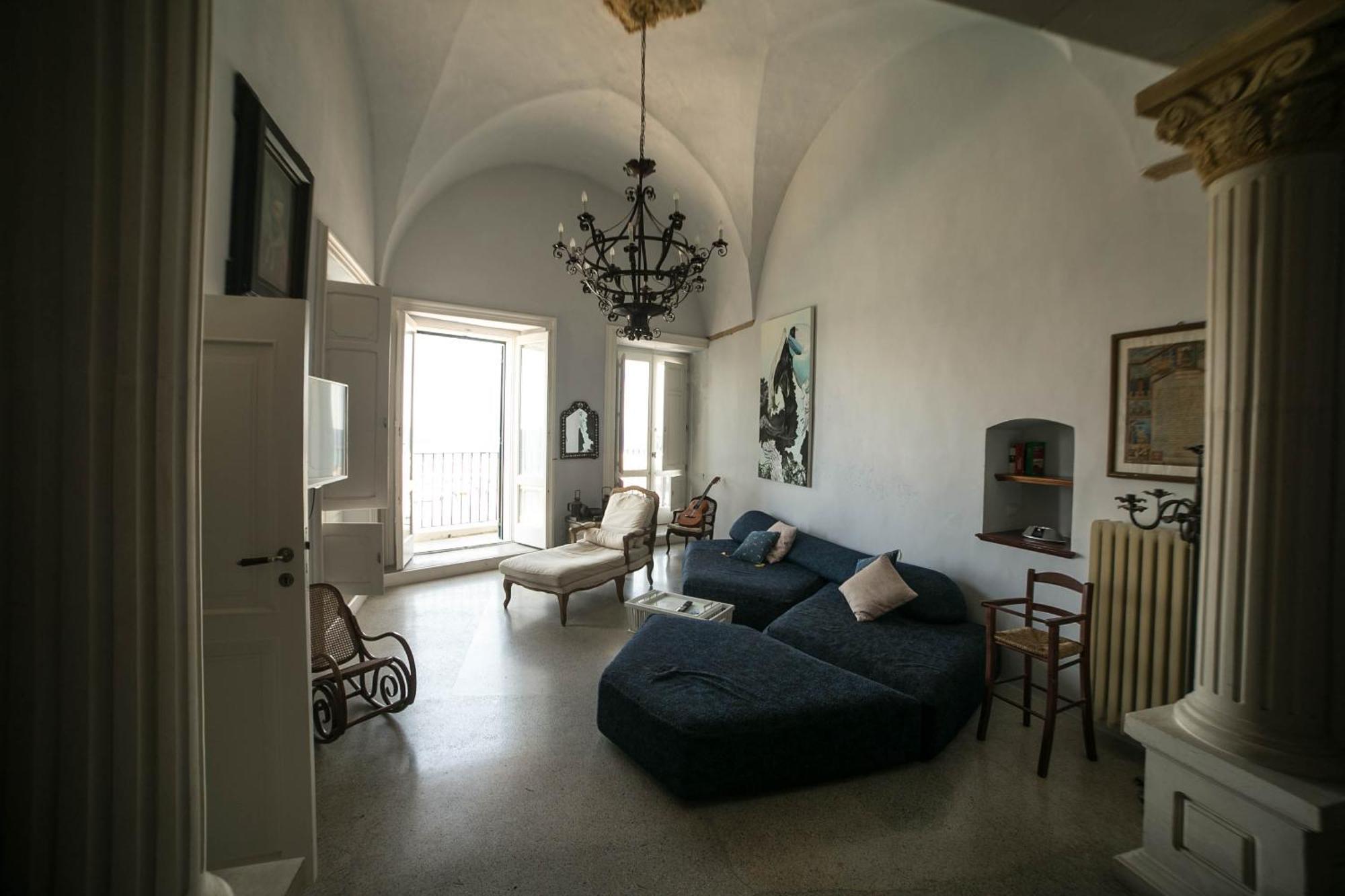 4 Balconi House-San Gregorio Palazzo Unico Vista Mare Villa Галиполи Екстериор снимка